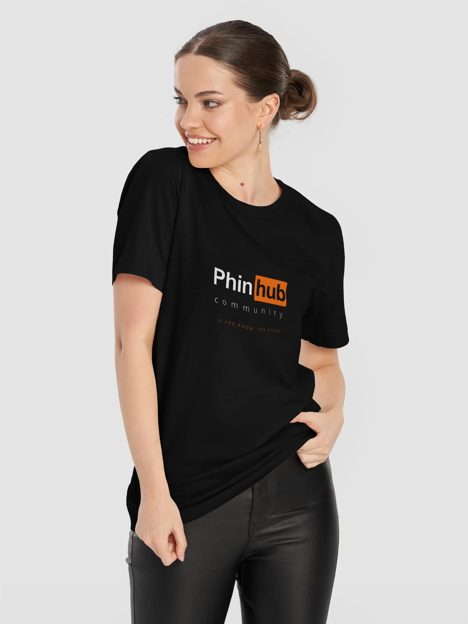 PhinHub Community Tee